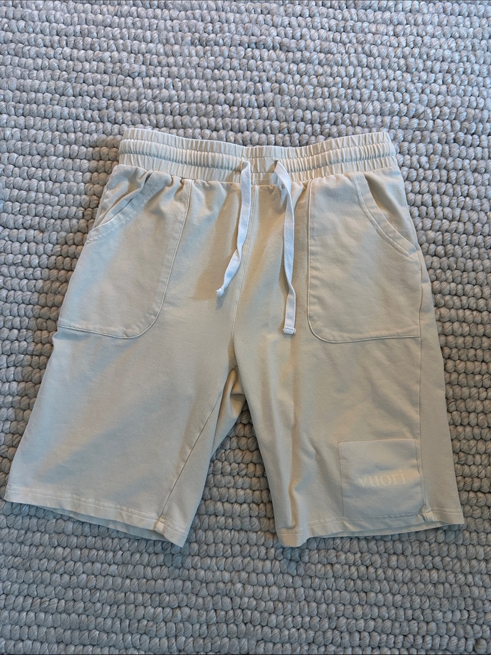 Vuori Ponto Performance Shorts Men’s Medium